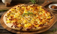 2 Pizza Μπέικον - Μοτσαρέλα (1+1 ΔΩΡΟ)