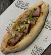 Πεϊνιρλί Μορταδέλα