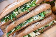 Μπαγκέτα Πολύσπορη με Γαλοπούλα