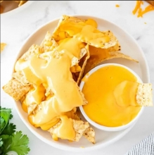 Nachos με Λιωμένο Cheddar