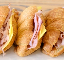 Κρουασάν Σφολιάτας με Τυρί και Γαλοπούλα