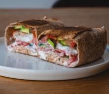 2 Healthy Tortilla Wraps επιλογής + Σαλάτα επιλογής ΔΩΡΟ