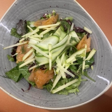 Σαλάτα Salmon