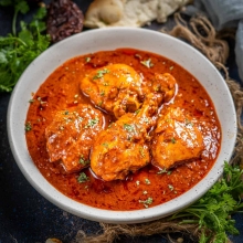 Μισή Μερίδα Chicken Vindaloo + Μισή Μερίδα Plain Rice + 1 Nan