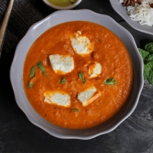 1 Vegetables Samosa + 1 Shashi Paneer + 1 Mix Vegetables + 1 Plain Rice + 1 Garlic Nan