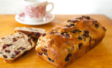 Σταφιδόψωμο