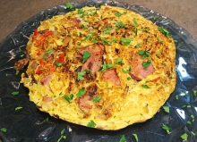 Ομελέτα με Χοιρινό Απάκι και Πατάτες