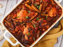 Μπουτάκια Κοτόπουλο με Μπάμιες