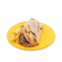 Κυπριακή Πίτα με Λουκάνικο