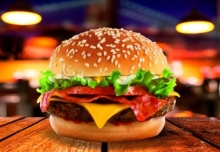 ΠΑΙΔΙΚΟ ΓΕΥΜΑ: 1 Kids Burger + 1 Amita Fun 250ml