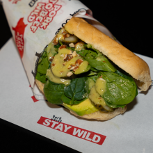 Ψωμάκι Vegan με Φυτικό Τυρί Ξηρών Καρπών