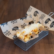 Τηγανητές Dipper Πατάτες με Καπνιστή Γραβιέρα