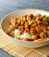 Chicken with Cashew Nuts