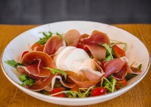 Prosciutto Mozzarella Salad