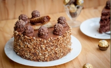 Τούρτα Ferrero (6 - 8 ατόμων)