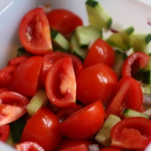 Σαλάτα Ντομάτα - Αγγούρι - Κρεμμύδι