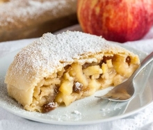 Struddel με Γέμιση Μήλο και Κανέλα