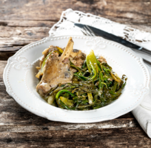 Αρνί με Σταμναγκάθι