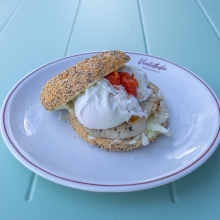 Bagel με Αυγά Ποσέ