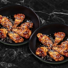 2 Μερίδες Fried Chicken Wings with Teriyaki Sauce (1+1 ΔΩΡΟ)