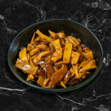 30.Chicken Bamboo and Chinese Mushrooms