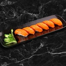 65.Nigiri Salmon