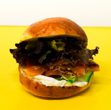 1 Καφές επιλογής + 1 Brioche επιλογής