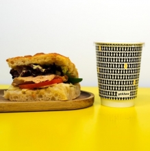 1 Χυμός επιλογής + 1 Focaccia επιλογής