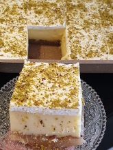 Εκμέκ Πολίτικο