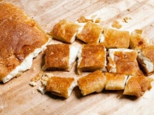 Μπουγάτσα με Τυρί + Σοκολατούχο Γάλα του Τόπου μας 500ml