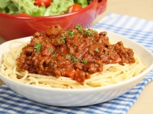 Μακαρονάδα Μπολονέζ