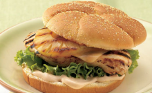 Burger με Φιλέτο Κοτόπουλο