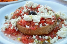 Ντάκος Σαλάτα