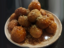 Παραδοσιακοί Λουκουμάδες