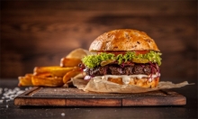 Burger με Μπιφτέκι Μοσχαρίσιο