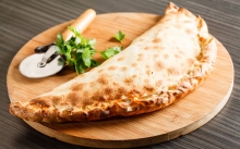 Καλτσόνε Creamy Carbonara