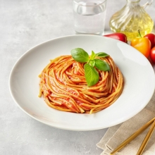 Μακαρόνια με Σάλτσα Ντομάτας