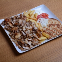 Γύρος Χοιρινός Μερίδα + 1 Αναψυκτικό 330ml