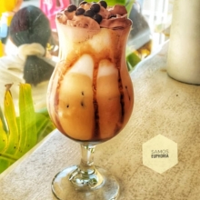 Freddo Cappuccino με Λάβα Φυστικιού και Coffee Popping Perls