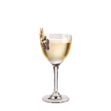 Joanna με Vin doux Cocktail