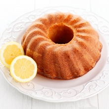 Κέικ Σπιτικό Γιαουρτιού με Λεμόνι και Ινδοκάρυδο