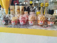 Μπουκίτσες Κέικ Καραμέλας σε Ποτηράκι Ατομικό