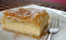 Γαλακτομπούρεκο