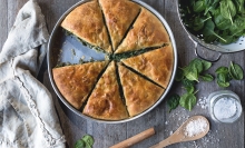 Σπανακόπιτα με Φέτα Χειροποίητη