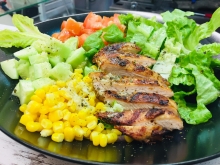 Σαλάτα με Ψητό Κοτόπουλο