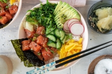 Poke Bowl με Φρέσκο Σολομό