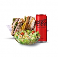 1 Club Sandwich επιλογής + 1 Σαλάτα Caesars + 1 Αναψυκτικό 330ml επιλογής