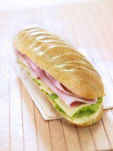Μπαγκέτα Panini Φιλέτο Κοτόπουλο