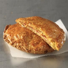 Ζαμπονοτυρόπιτα Χειροποίητη