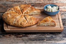 1 Καφές επιλογής + 1 Σφολιάτα επιλογής + 1 Νερό 500ml